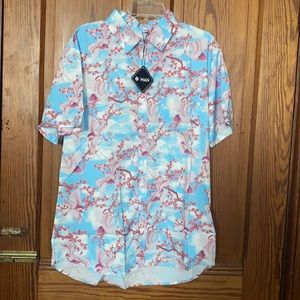 Men’s casual floral shirt